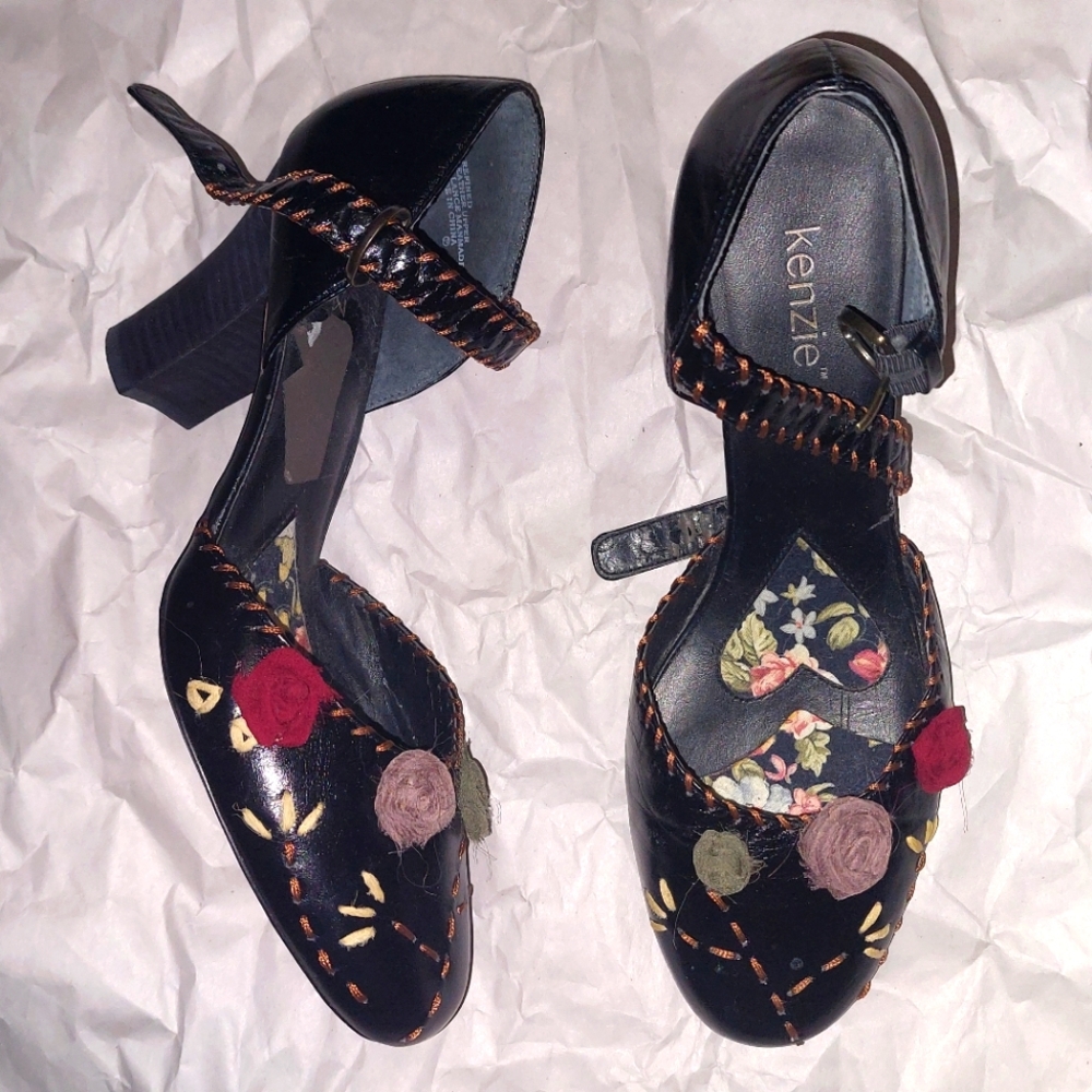 Kenzie Floral Mary Jane Stacked Heel Pump 10 Kensie